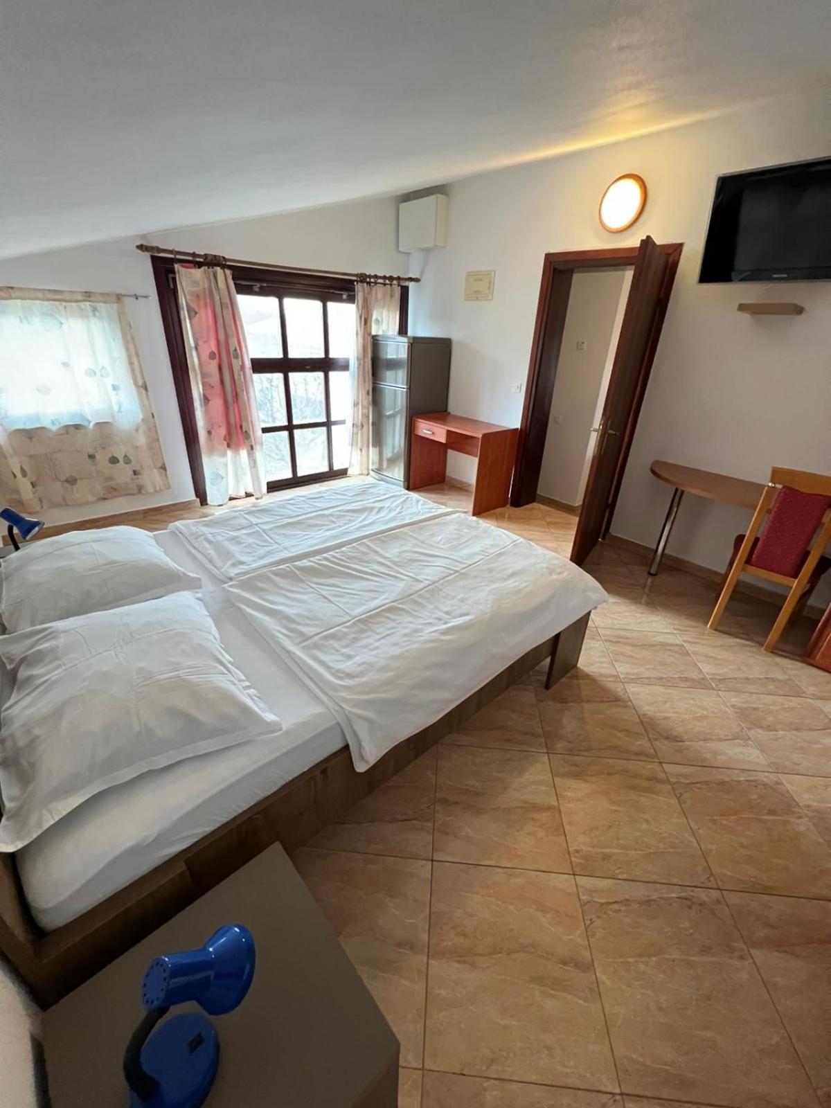 Bellevue Rooms Stara Baska Ngoại thất bức ảnh
