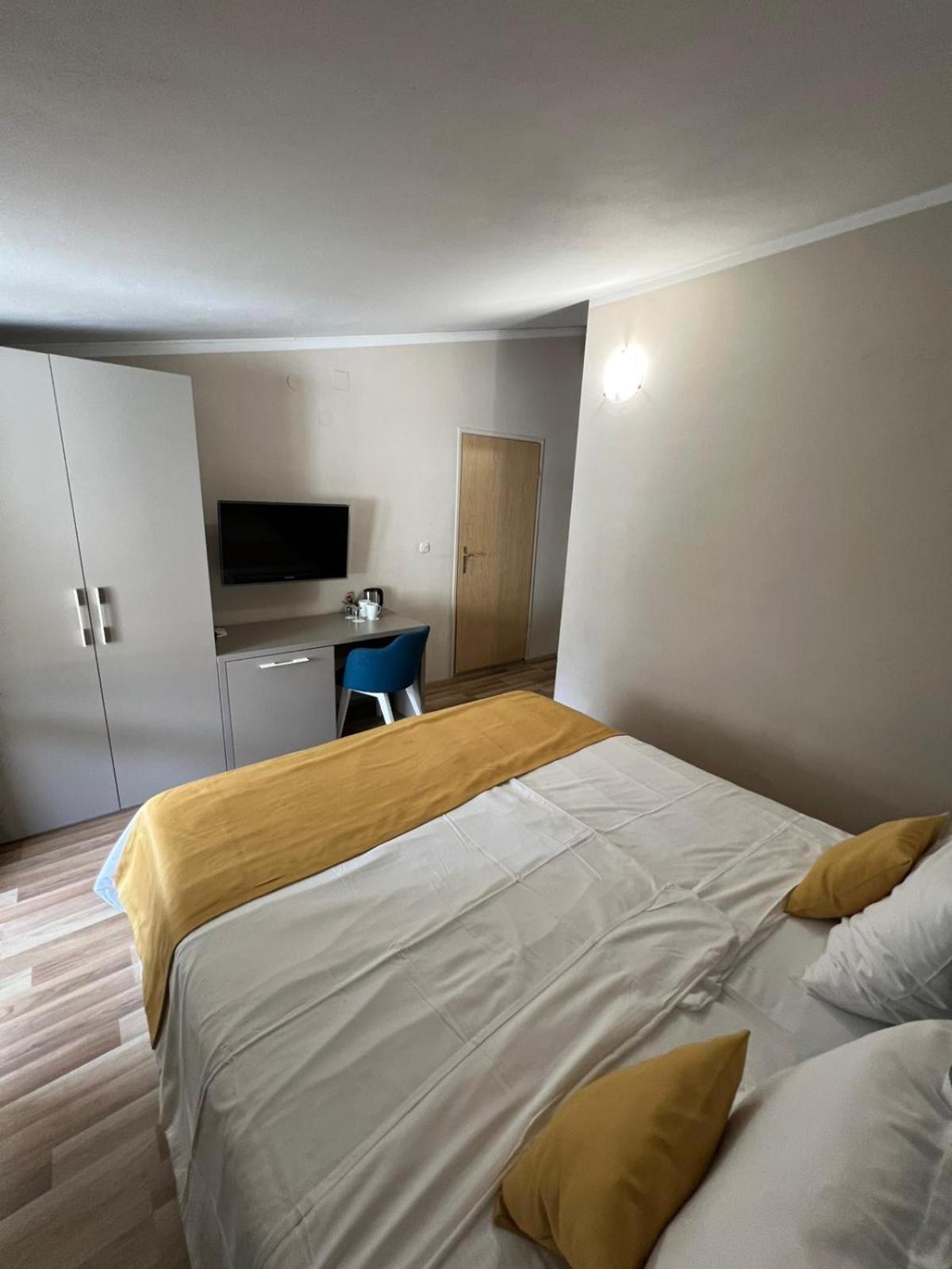 Bellevue Rooms Stara Baska Ngoại thất bức ảnh