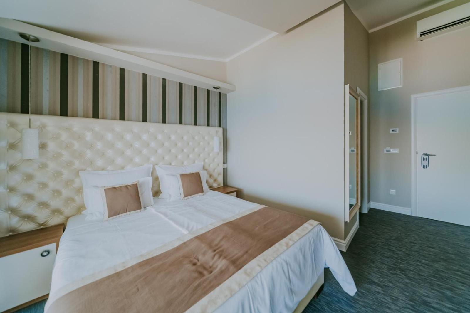 Bellevue Rooms Stara Baska Ngoại thất bức ảnh